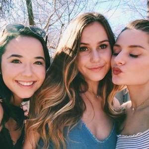 Meet your Posher, Robyn